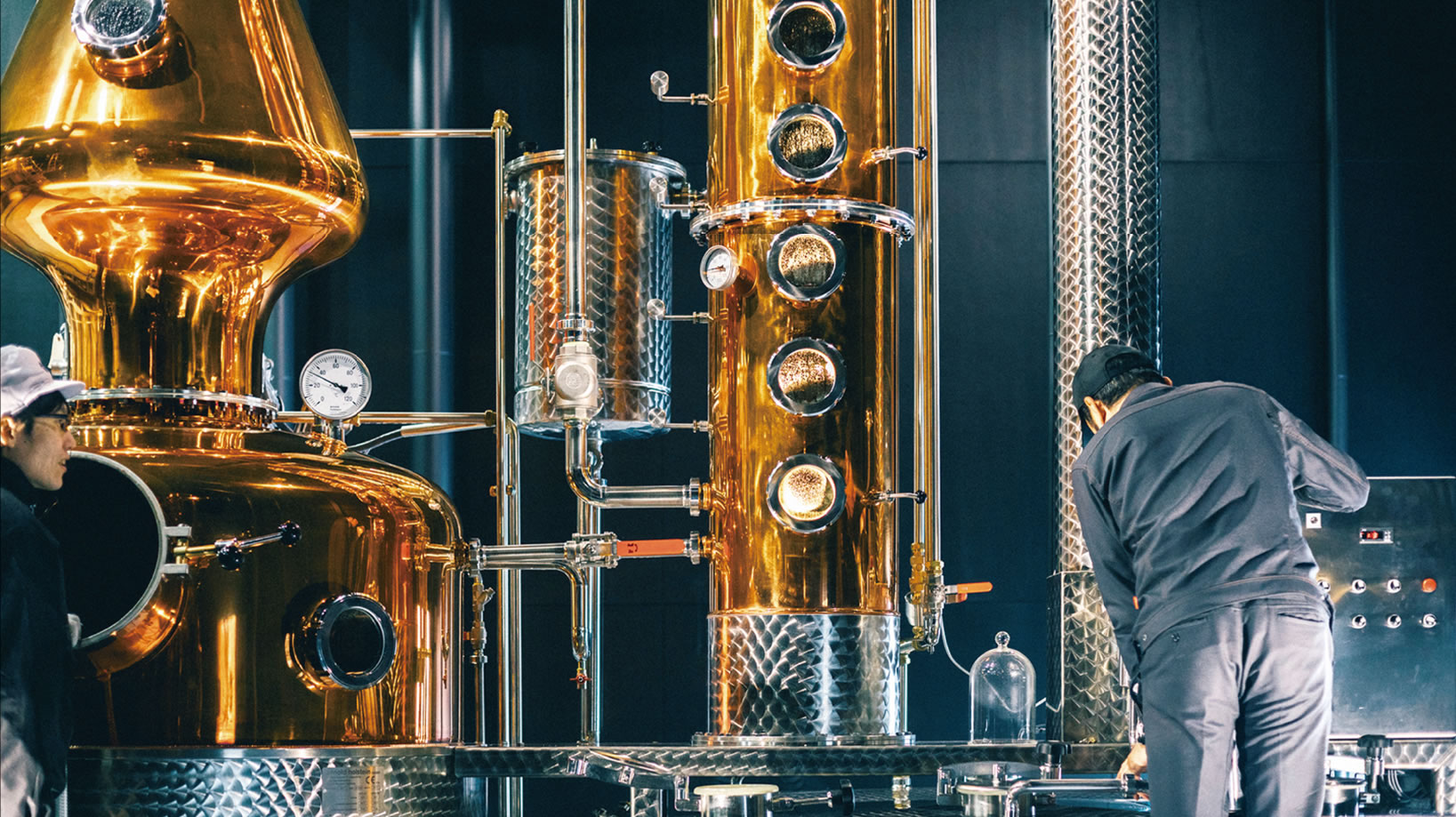 img-distillery-slider-02.jpg img-distillery-slider-02.jpg